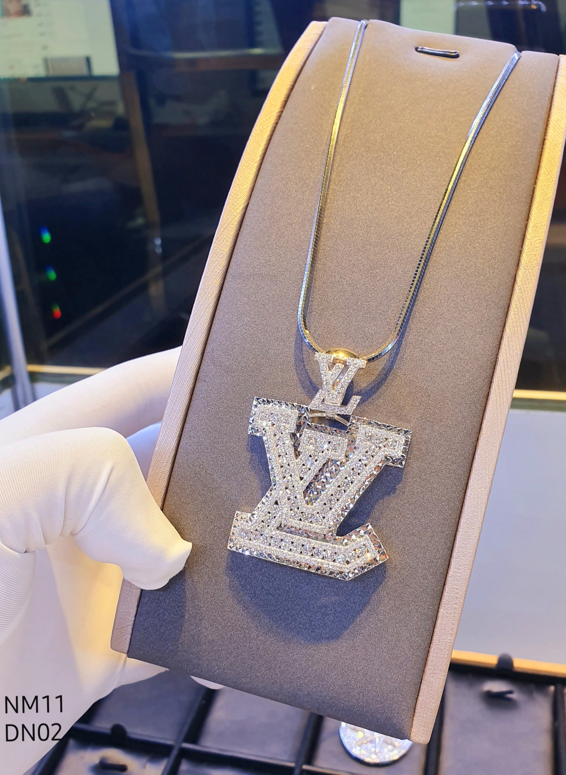 Khuyên tai Đồ Nữ LOUIS VUITTON #38 Khuyên tai Đồ Nữ LOUIS VUITTON